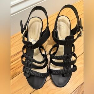 NWOTS Liz Claiborne black strappy sandal sz 9.5
